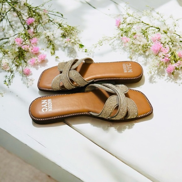 Madden NYC Selina Sandals with Criss-Cross Straps - Picture 5 of 7